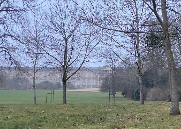 Proche Chateau De * Compiegne